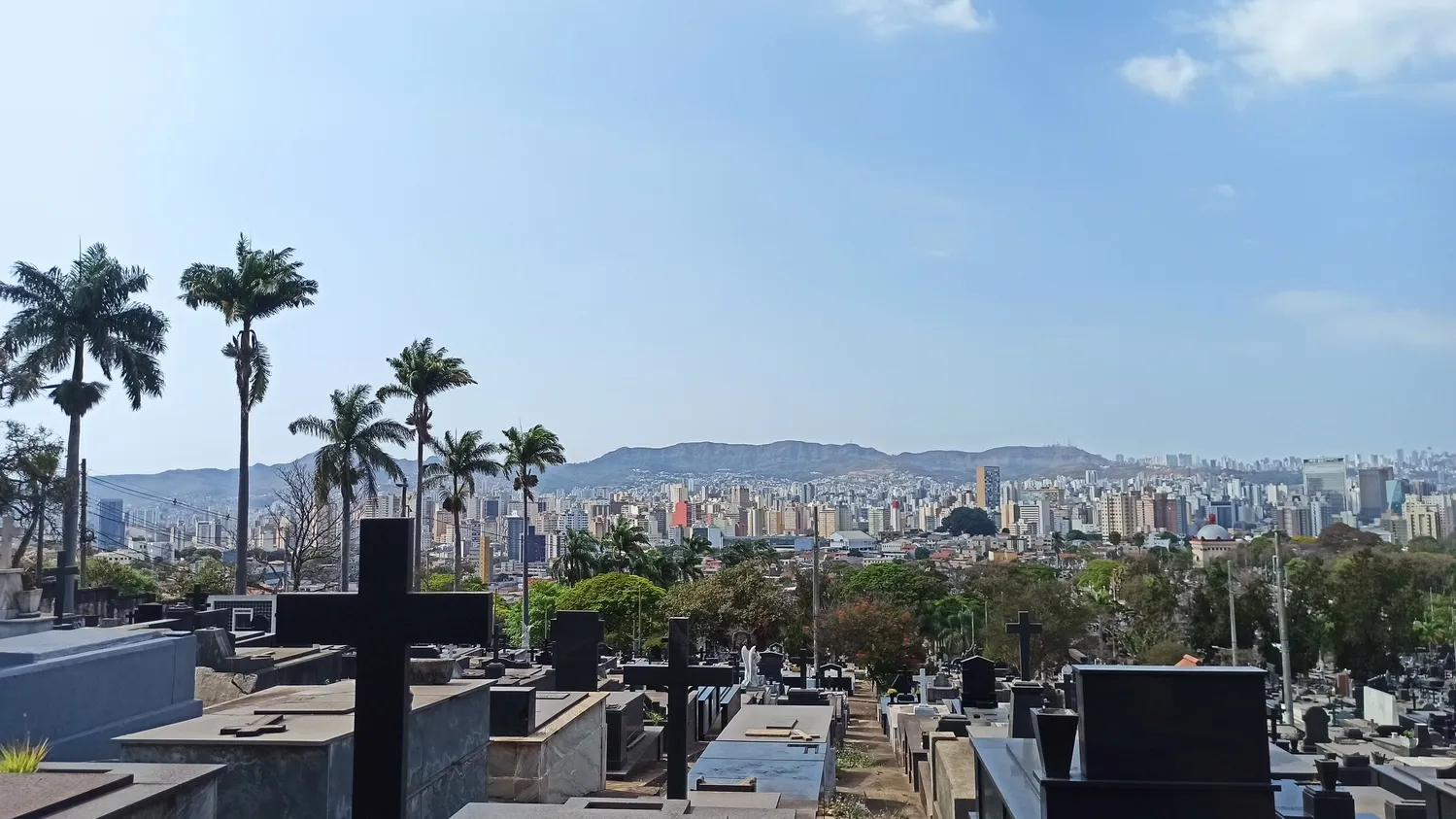 Belo Horizonte disponibiliza novos jazigos perpétuos nos quatro cemitérios públicos.